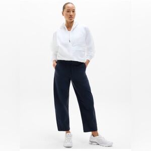 NWOT-Athleta Navy Skyline Utility Barrel Pant, Size 2
